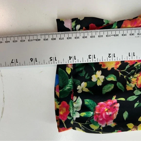 Rose + Olive Floral Blouse Women’s L Black Boho Tunic Top Pintuck Long Sleeve - Picture 7 of 11